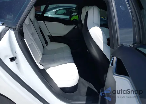 2018 Tesla Model S из США, поврежденный, VIN 5YJSA1E25JF245269